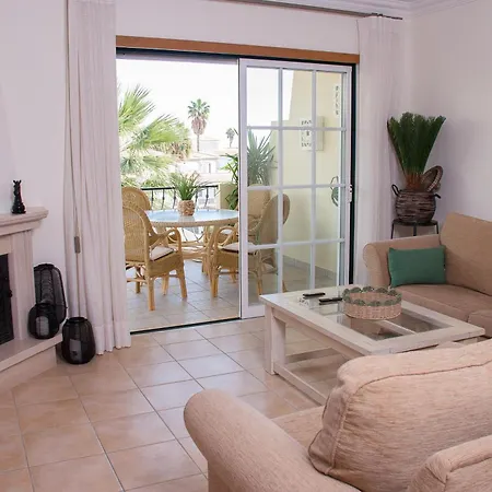 Апартаменти Rosal Margarida *